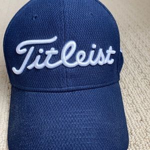 Titleist hat never worn